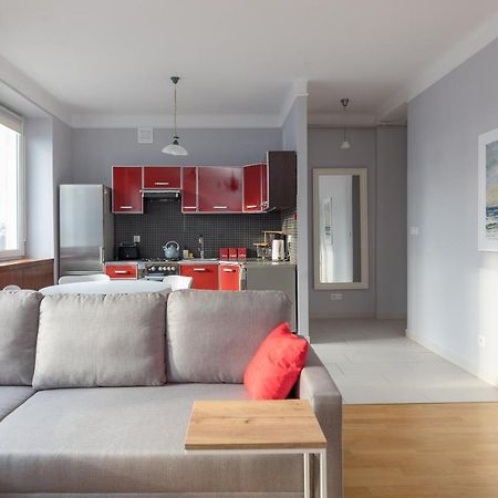 Metro Raclawicka Red Apartment Varşovia Exterior foto