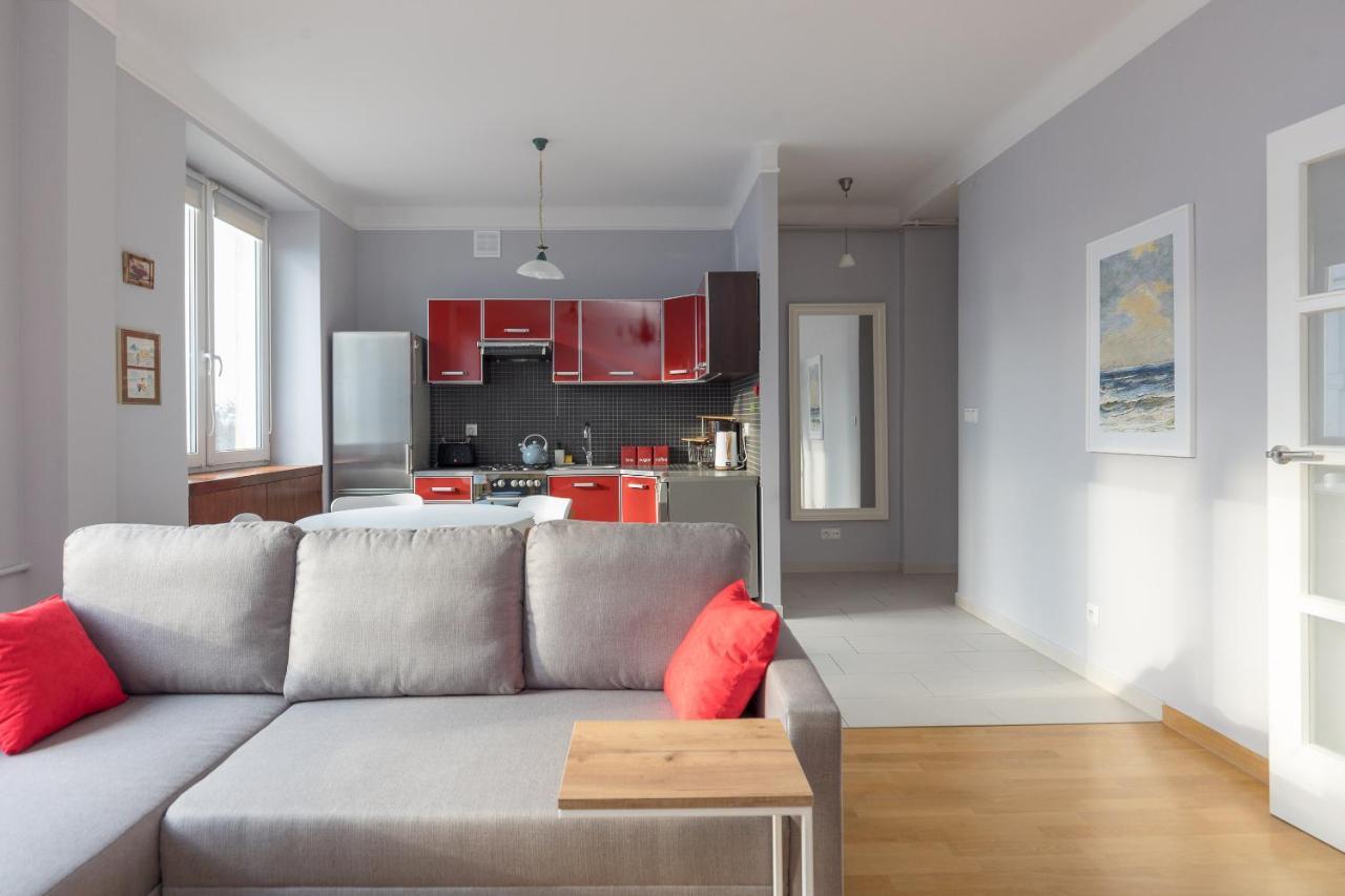 Metro Raclawicka Red Apartment Varşovia Exterior foto