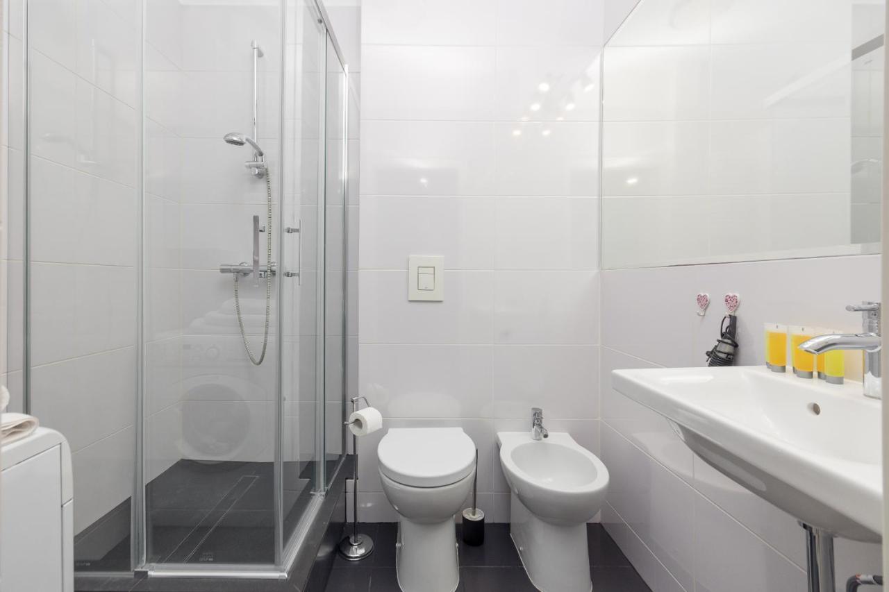 Metro Raclawicka Red Apartment Varşovia Exterior foto